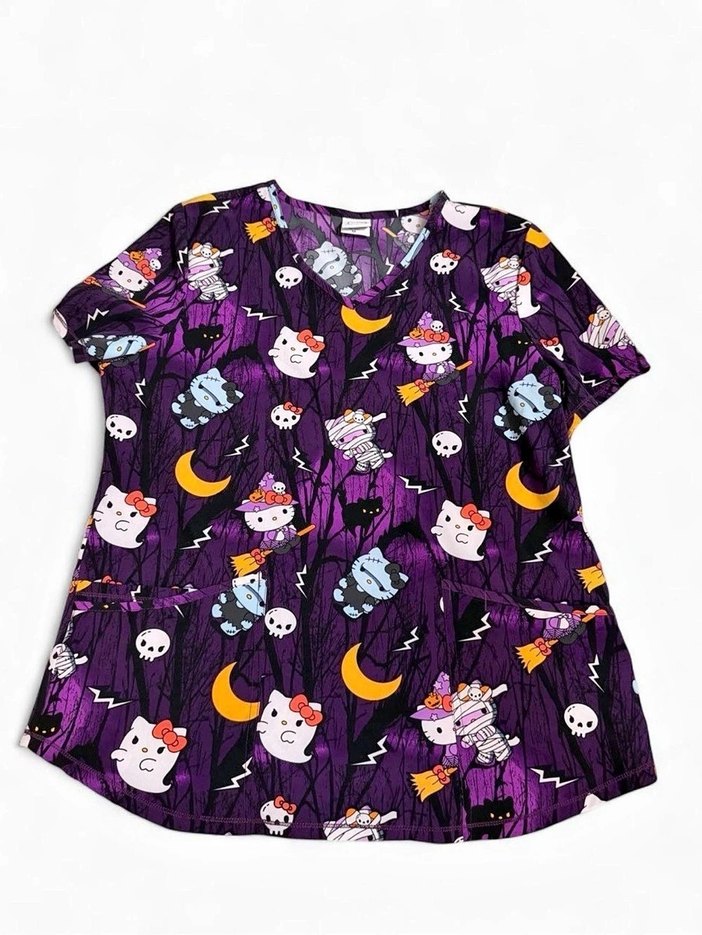 Hello Kitty Halloween Short Sleeve Scrub Top in Purple & Black M